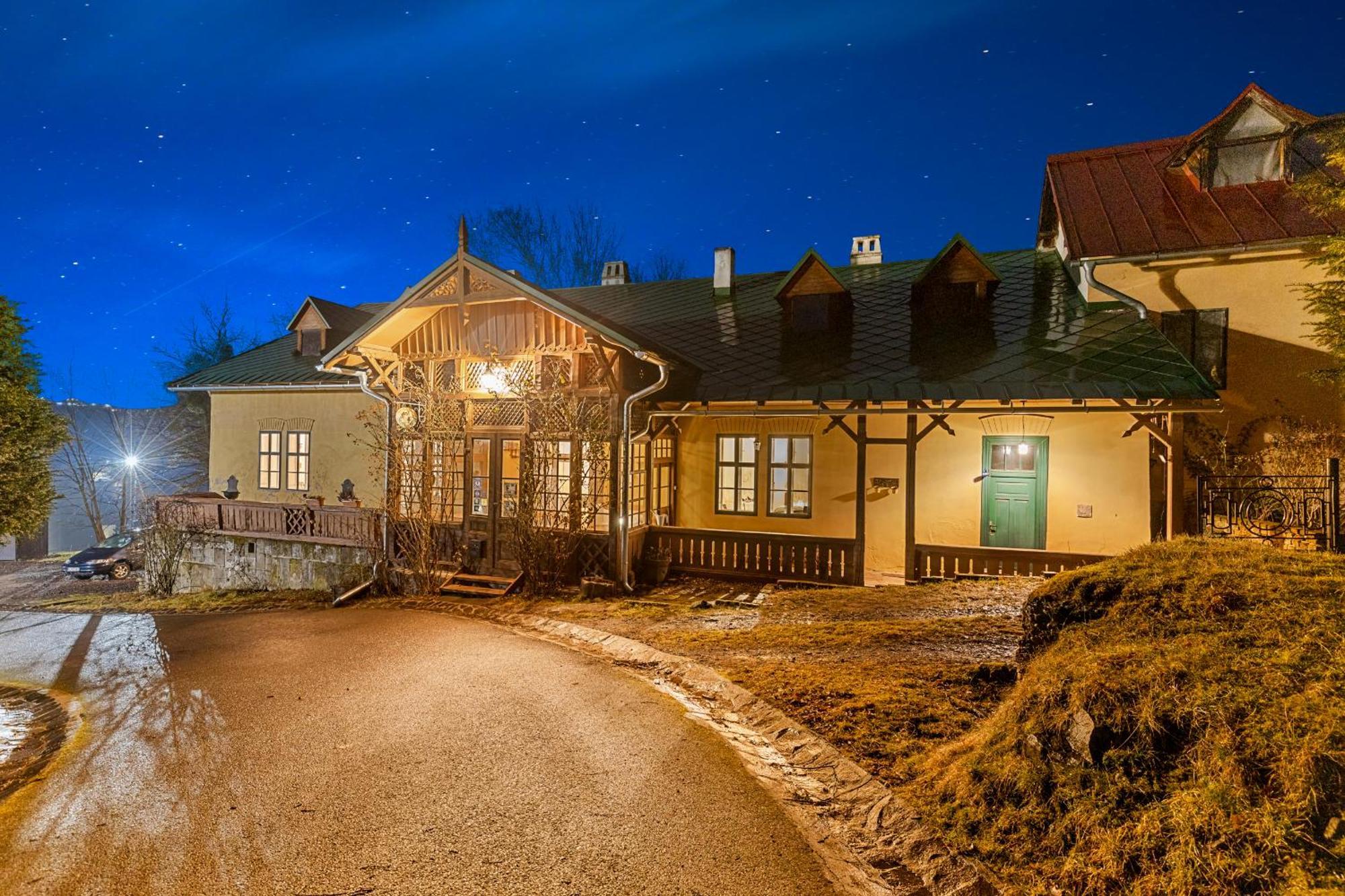 Sovi Dom- Historicke Apartmany Z 19 Storocia, 4Km Od Banskej Stiavnice Svätý Anton 外观 照片