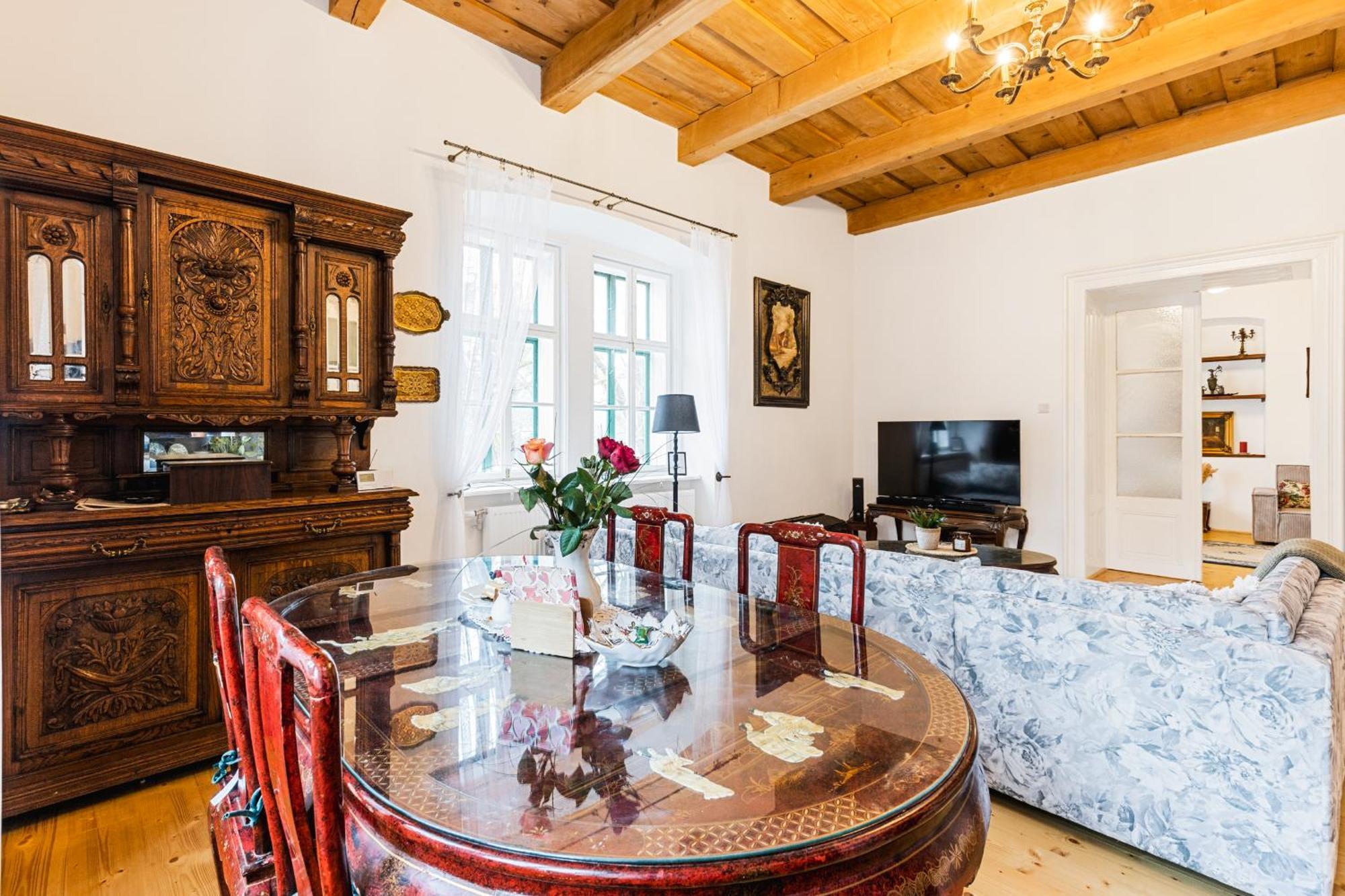 Sovi Dom- Historicke Apartmany Z 19 Storocia, 4Km Od Banskej Stiavnice Svätý Anton 外观 照片