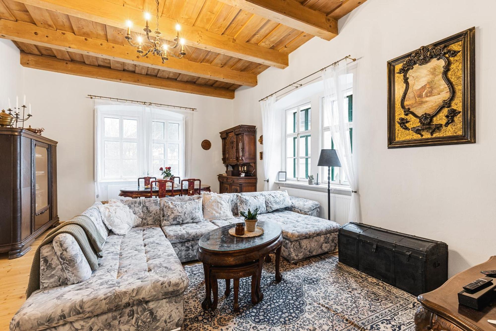 Sovi Dom- Historicke Apartmany Z 19 Storocia, 4Km Od Banskej Stiavnice Svätý Anton 外观 照片