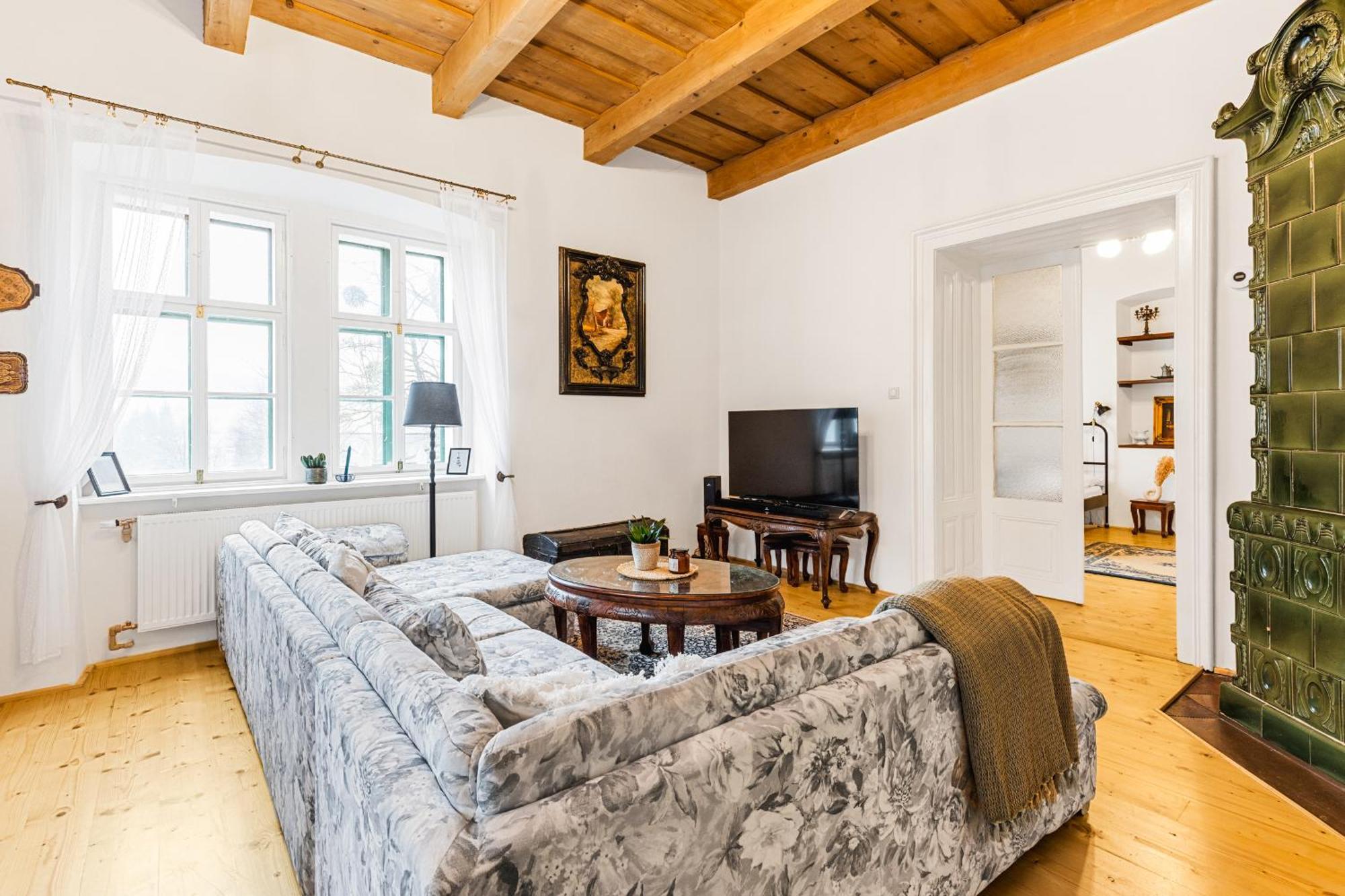 Sovi Dom- Historicke Apartmany Z 19 Storocia, 4Km Od Banskej Stiavnice Svätý Anton 外观 照片