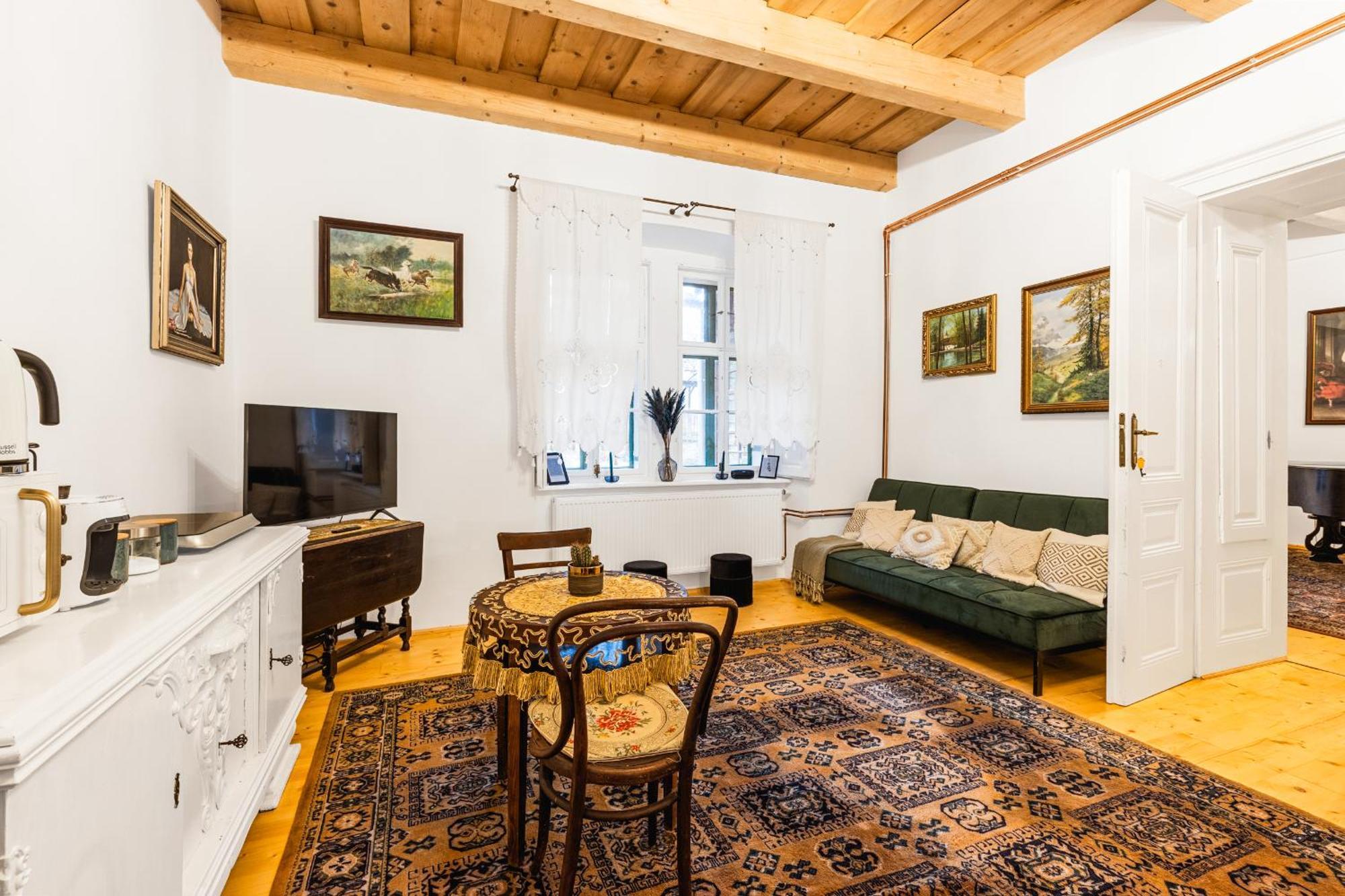 Sovi Dom- Historicke Apartmany Z 19 Storocia, 4Km Od Banskej Stiavnice Svätý Anton 外观 照片
