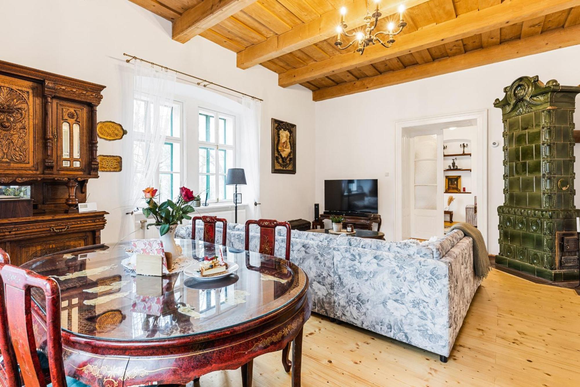 Sovi Dom- Historicke Apartmany Z 19 Storocia, 4Km Od Banskej Stiavnice Svätý Anton 外观 照片