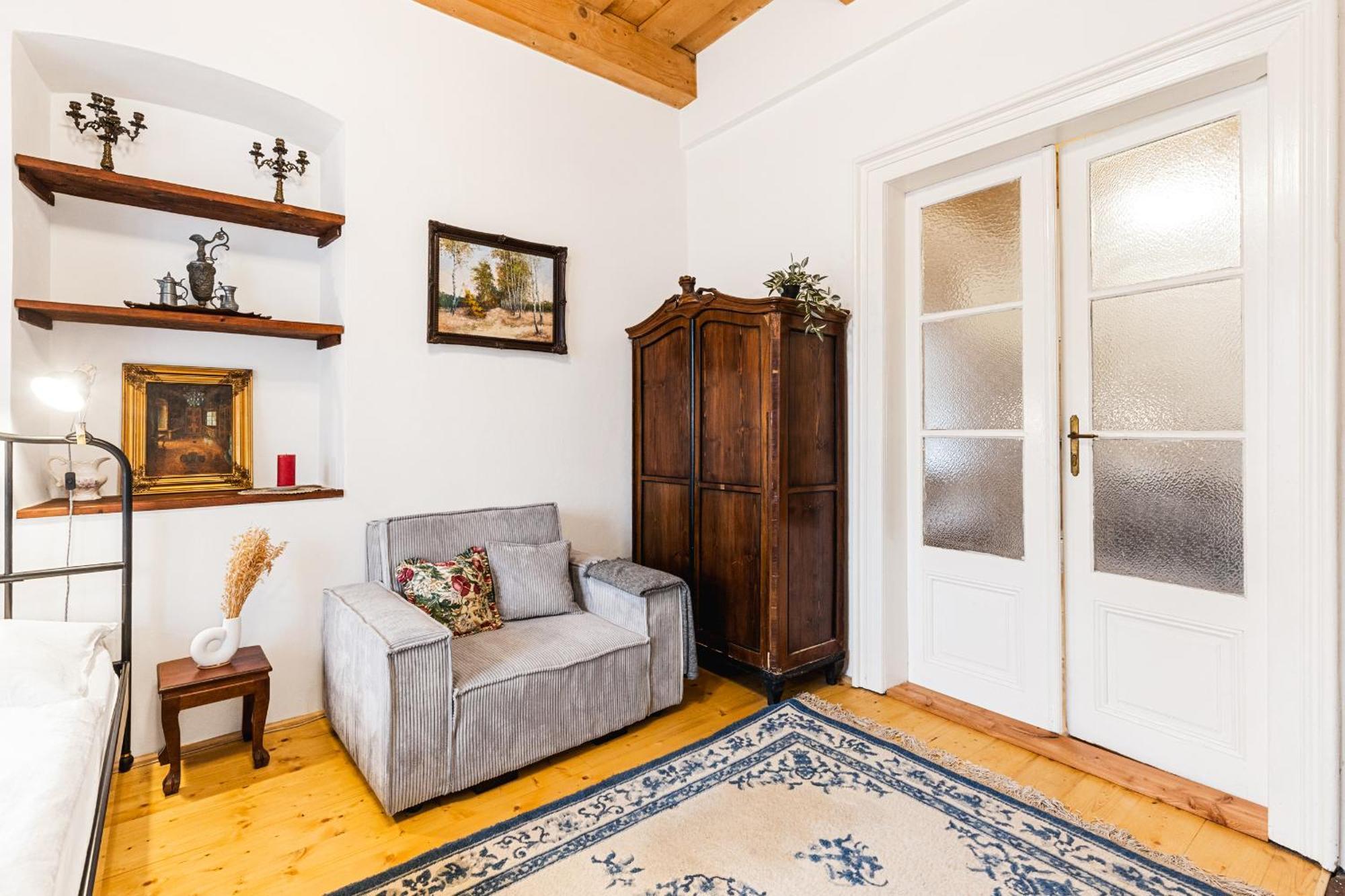 Sovi Dom- Historicke Apartmany Z 19 Storocia, 4Km Od Banskej Stiavnice Svätý Anton 外观 照片