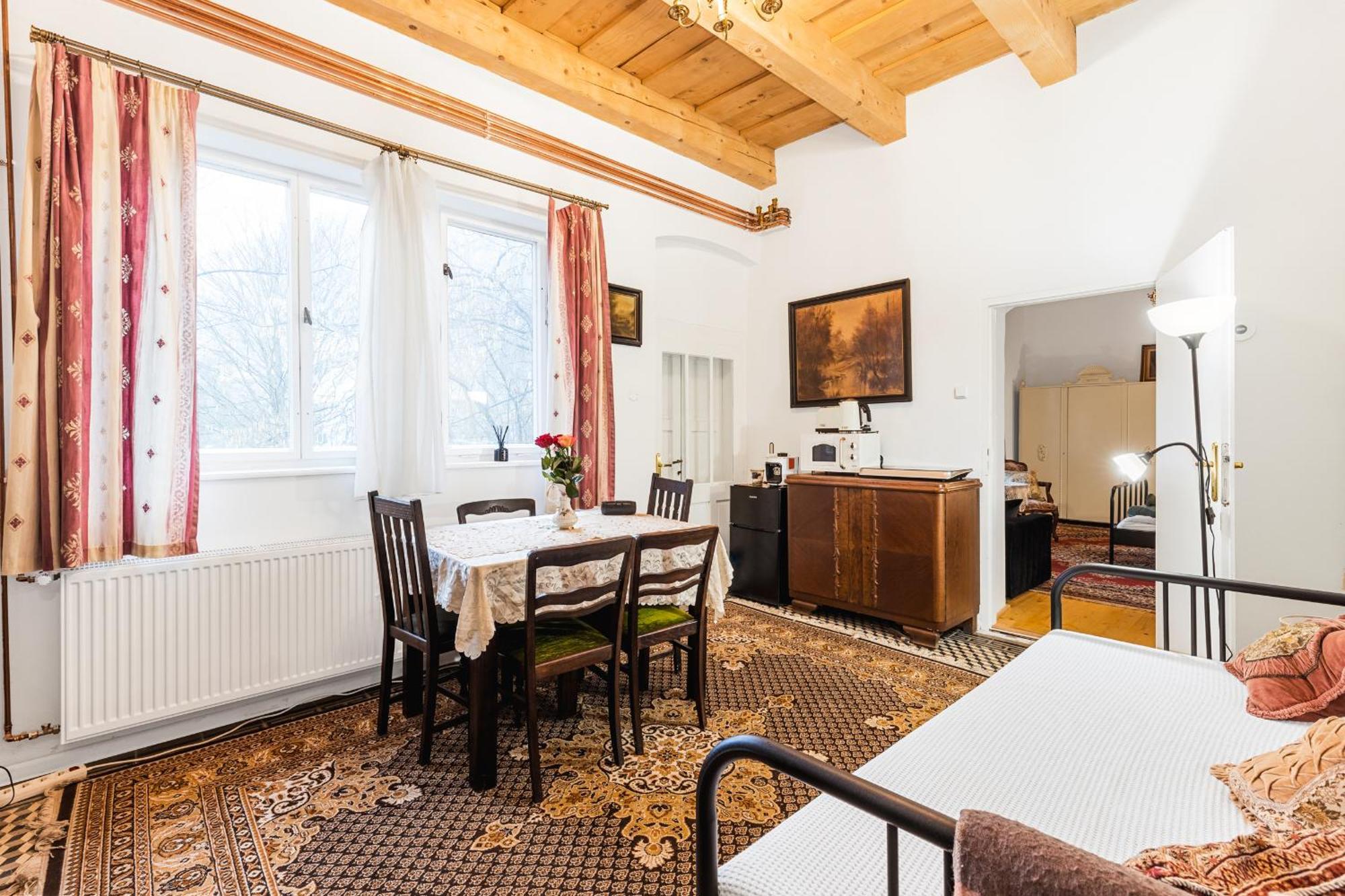Sovi Dom- Historicke Apartmany Z 19 Storocia, 4Km Od Banskej Stiavnice Svätý Anton 外观 照片